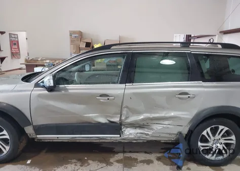 2015 Volvo Xc70 3.2 Premier из США, поврежденный, VIN YV4952NB3F1194585